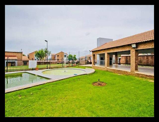 2 BEDROOM APARTMENT FOR SALE IN VORNA VALLEY